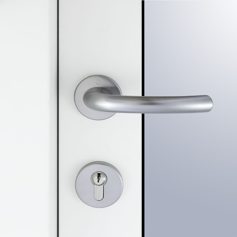 Facadedørsgreb m/rosetter (Tokyo) incl. dråbeformet cylinder